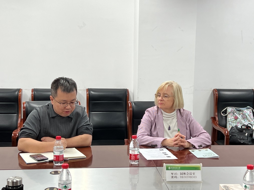 图一 活动现场